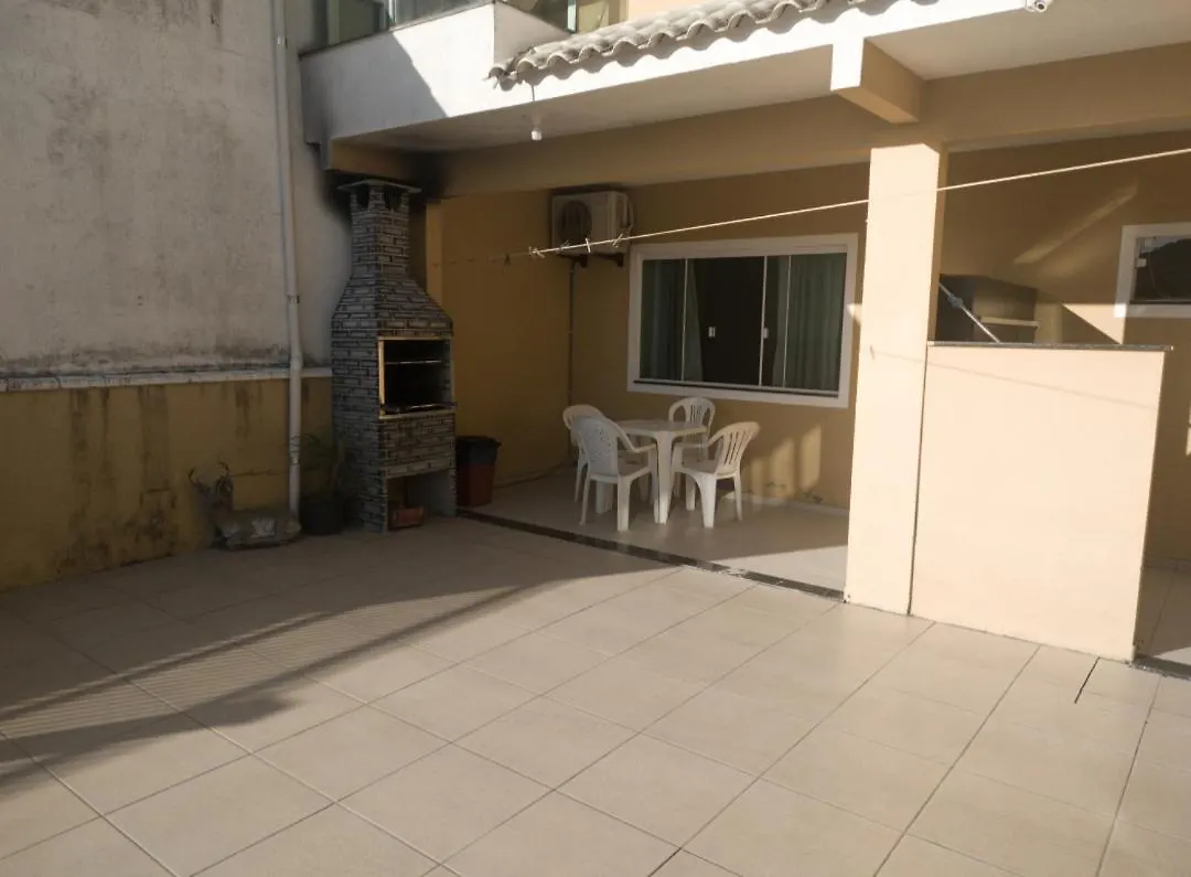 Casa De Ferias Vila Bombinhas